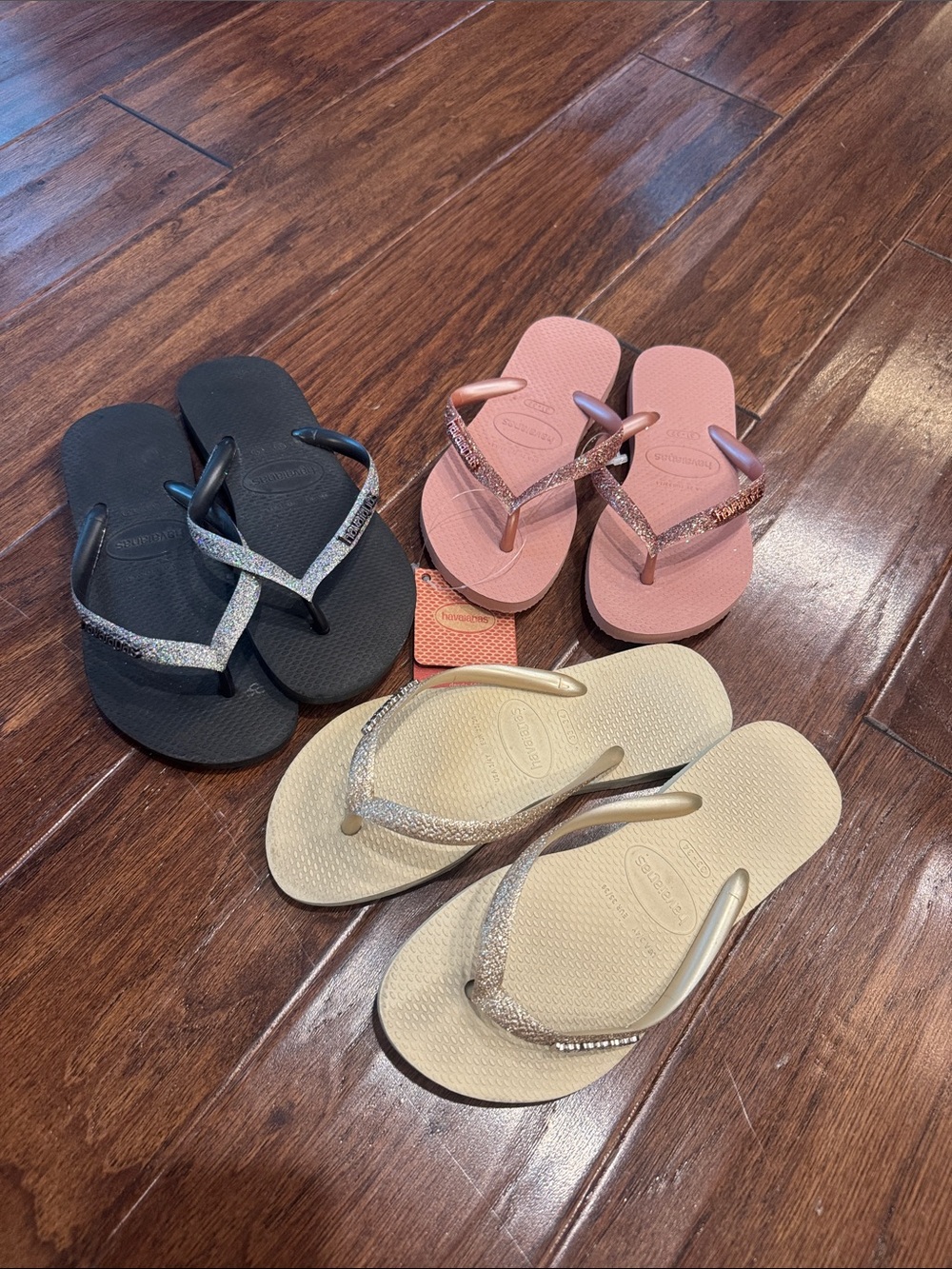 Girls Havaianas Slim Sparkle Flip Flops - Black, Pink, Beige